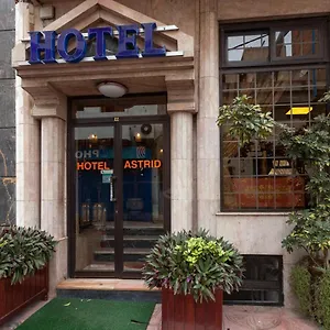 Otel Astrid, Kazablanka